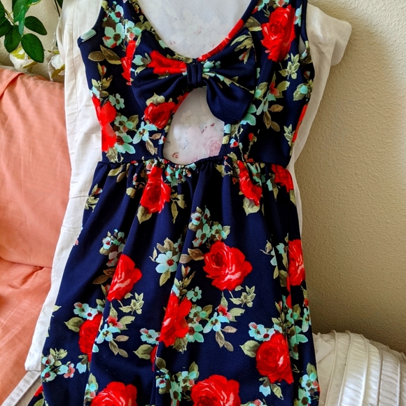 Floral dress xs - Picture 2 of 5